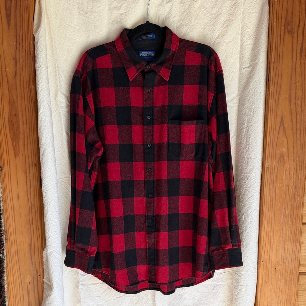 Pendleton Men's Buffalo Check Shirt in Red and Black lodge shirt